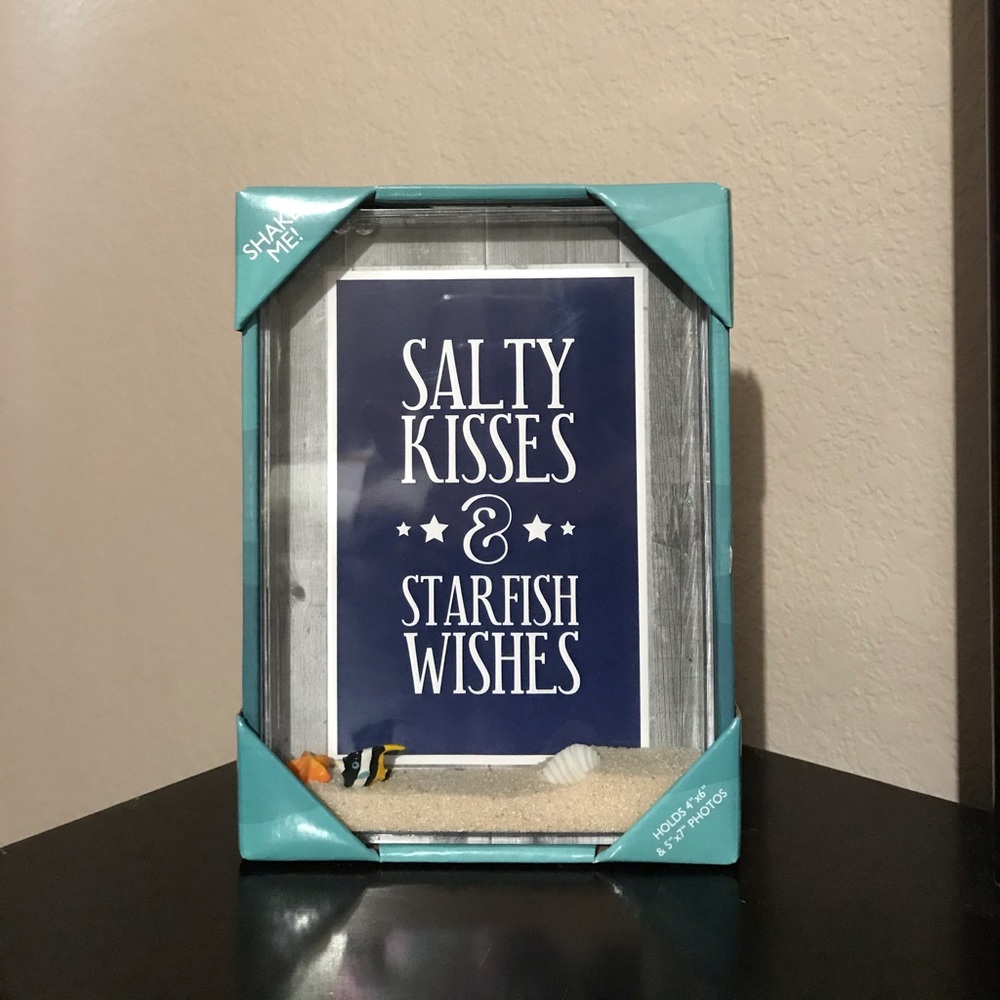 NIB! Aqua-Shake Nautical Photo Frame.